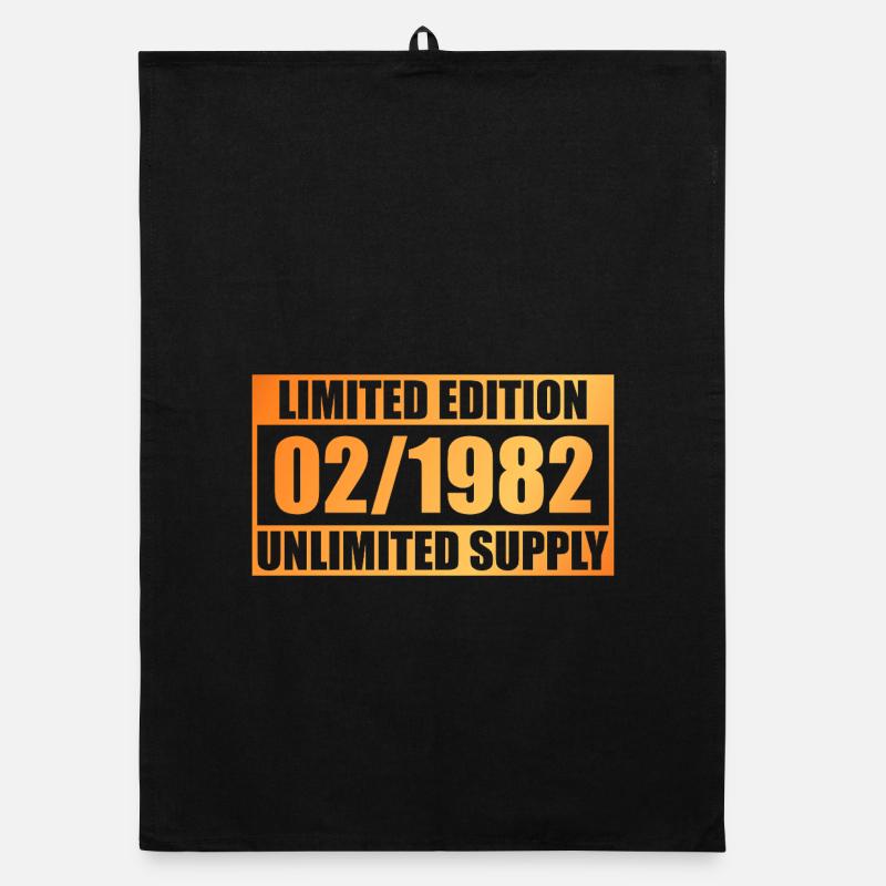 44. Geburtstag Limited Edition - ꝏ Supply 02/1982 Organic Geschirrtuch