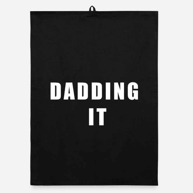 T-shirt graphique Dadding It Funny Fatherhood Torchon bio