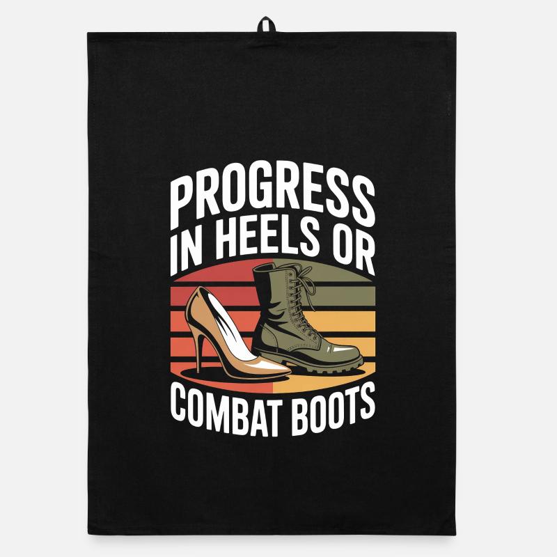 Progress in Heels or Combat Boots Women's Equality Organic Geschirrtuch