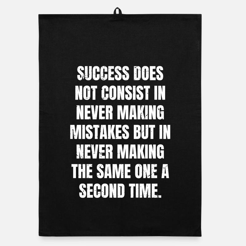 success does not consist in never making mistakes Organic Geschirrtuch
