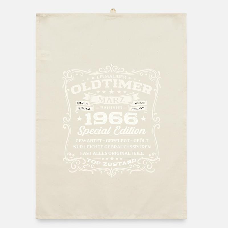 60. Geburtstag Geschenk Mann Oldtimer März 1966 Organic Geschirrtuch