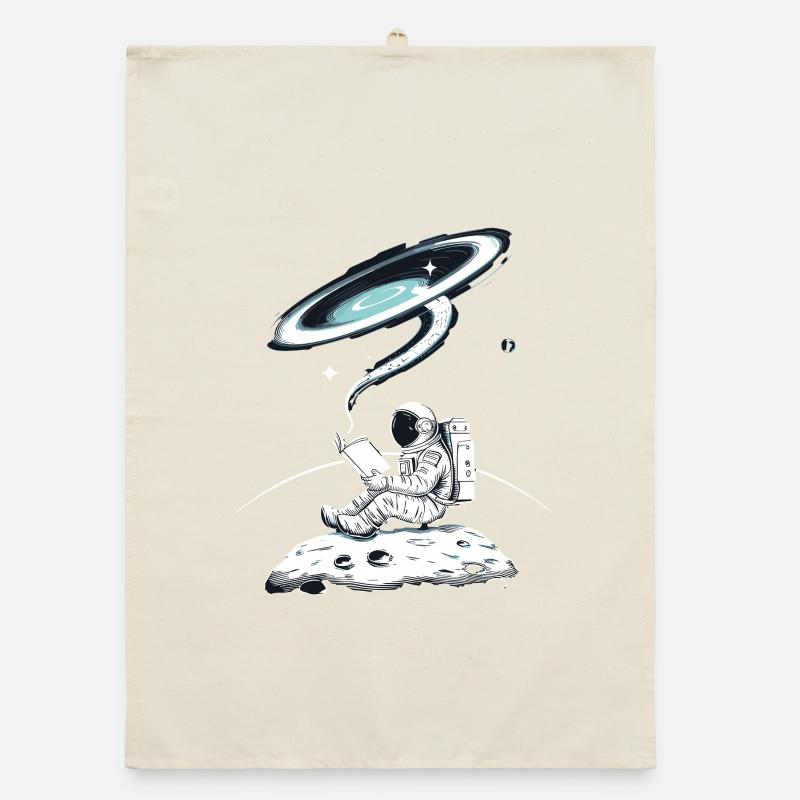 Astronaute en lecture dans l’espace sur la Lune avec Torchon bio