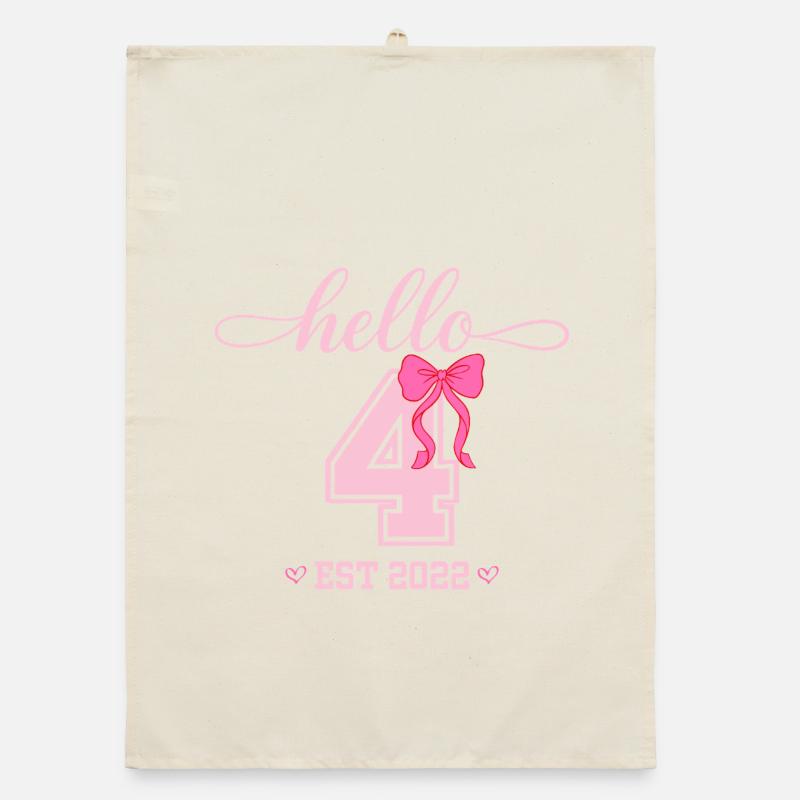 Hello 4 Est 2022 Mädchen Geburtstag Design Organic Geschirrtuch
