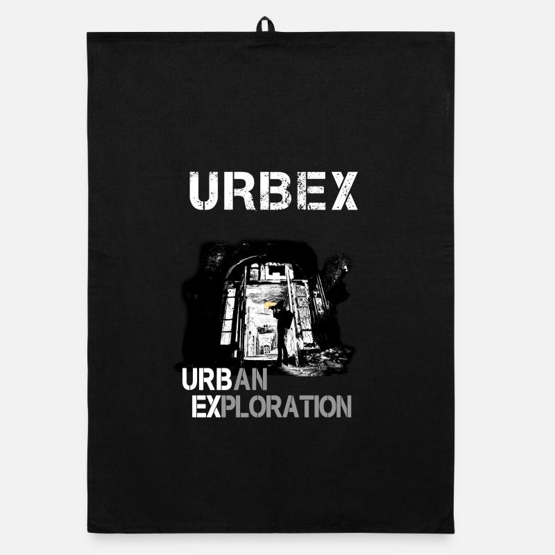 Exploration Urbaine en Noir et Blanc Torchon bio