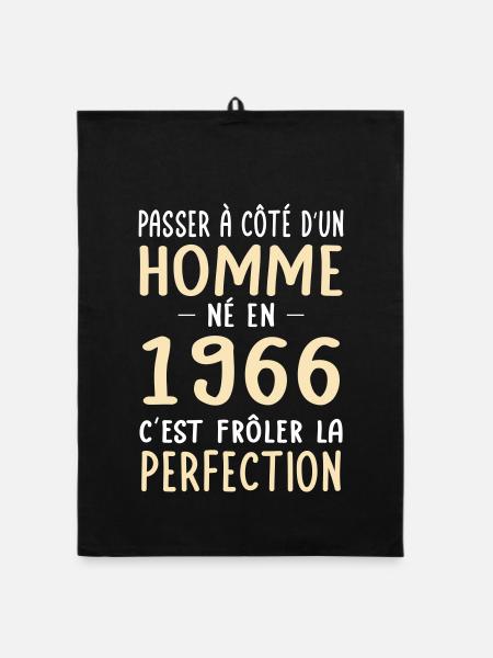 Geboren 1966 – Perfektion nahe - Organic Geschirrtuch - Schwarz - Vorne