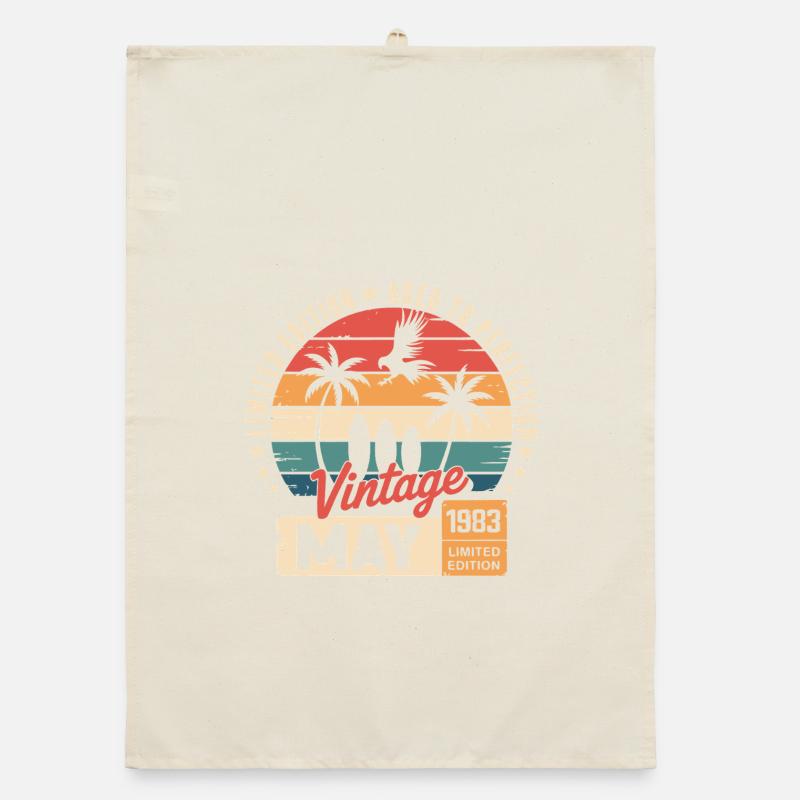 Anniversaire spécial avec ce design Mai 1983 Torchon bio
