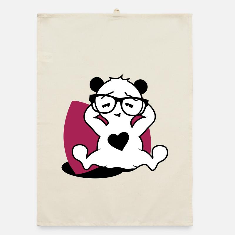 Panda mit Nerd Brille und Herz Button beim relaxen Organic Geschirrtuch