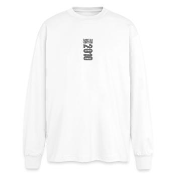 limited edition 2010 - Oversized Langarmshirt  - Weiß - Vorne - AI Model Male 185 light (185cm)