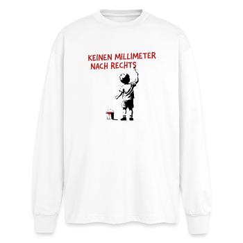 Keinen Millimeter nach Rechts im Streetart Stil - Oversized Langarmshirt  - Weiß - Vorne - AI Model Male 185 light (185cm)