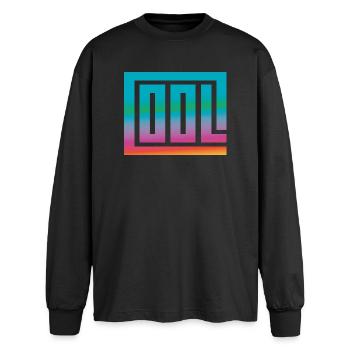 COOL - Oversized Langarmshirt  - Schwarz - Vorne - AI Model Male 185 light (185cm)