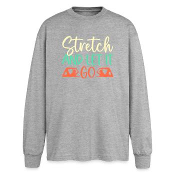 Yoga Stretch & Let It Go Funny Yoga - Oversized Langarmshirt  - Grau meliert - Vorne - AI Model Female 180 light (180cm)