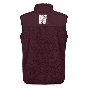 Touching Grass Gamer Shirt | Lustiges Nerd Gaming - Unisex Sherpaweste von Stanley/Stella - Maroon - Hinten - AI Model Male 178 light (178cm)