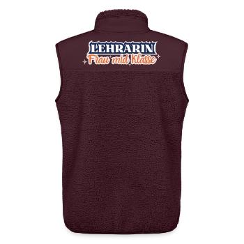 Lehrarin - Frau mid Klasse, Lehrerin - Unisex Sherpaweste von Stanley/Stella - Maroon - Hinten - AI Model Male 178 light (178cm)