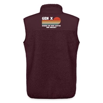 Gen X - Aufgewachsen mit Schlauchwasser und Vernachlässigung - Unisex Sherpaweste von Stanley/Stella - Maroon - Hinten - AI Model Male 178 light (178cm)