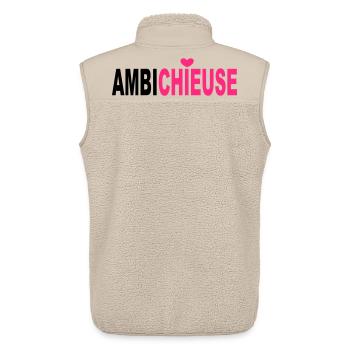  Ambichieuse  - Veste sans manches sherpa unisexe Stanley/Stella - beige - Dos - AI Model Male 178 light (178cm)