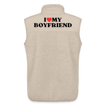 I love my boyfriend - Unisex Sherpaweste von Stanley/Stella - Beige - Hinten - AI Model Male 178 light (178cm)