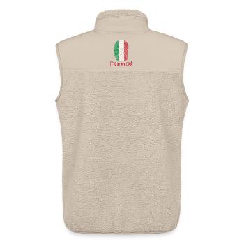 Aufkleber Design Flagge von Italien Italien ist es in meiner DNA - Unisex Sherpaweste von Stanley/Stella - Beige - Hinten - AI Model Male 178 light (178cm)