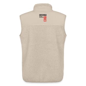 43. Geburtstag Dezember - 1983 Dreiundvierzig - Unisex Sherpaweste von Stanley/Stella - Beige - Hinten - AI Model Male 178 light (178cm)