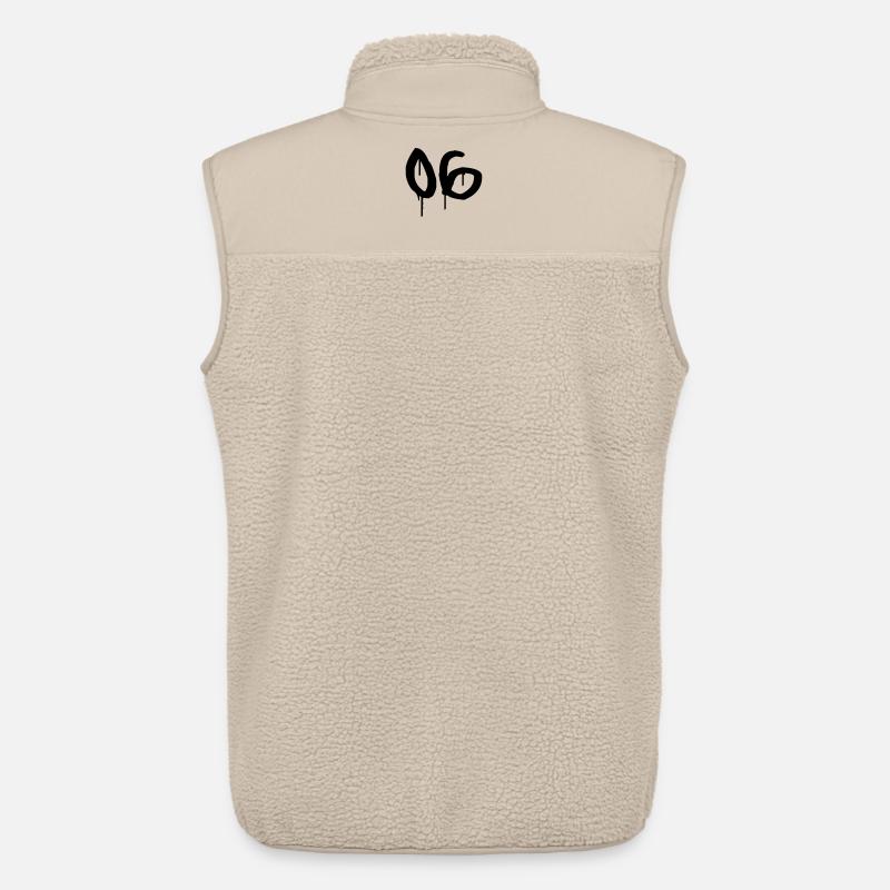 Nummer 06 Urbaner Graffiti-Stil - Unisex Sherpaweste von Stanley/Stella - Beige