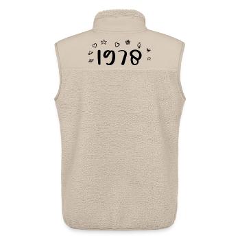 1978 Anniversaire 1978 Retro 1978 - Veste sans manches sherpa unisexe Stanley/Stella - beige - Dos - AI Model Male 178 light (178cm)