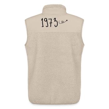 1973 Jubiläum 1973 Retro 1973 - Unisex Sherpaweste von Stanley/Stella - Beige - Hinten - AI Model Male 178 light (178cm)
