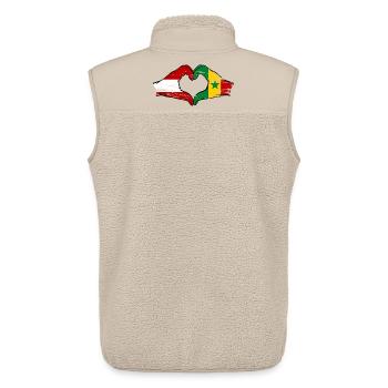 Österreich Senegal Flagge Hände Herzform used - Unisex Sherpaweste von Stanley/Stella - Beige - Hinten - AI Model Male 178 light (178cm)