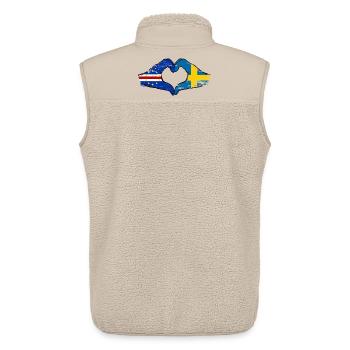 Kap Verde Schweden Flagge Hände Herzform used - Unisex Sherpaweste von Stanley/Stella - Beige - Hinten - AI Model Male 178 light (178cm)