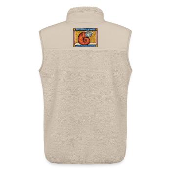 Testudo: Die mittelalterliche Schnecke... Wahrscheinlich - Unisex Sherpaweste von Stanley/Stella - Beige - Hinten - AI Model Male 178 light (178cm)