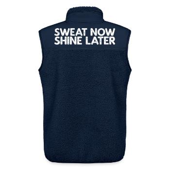 Sweat Now Shine Later - Unisex Sherpaweste von Stanley/Stella - Navy - Hinten - AI Model Male 178 light (178cm)