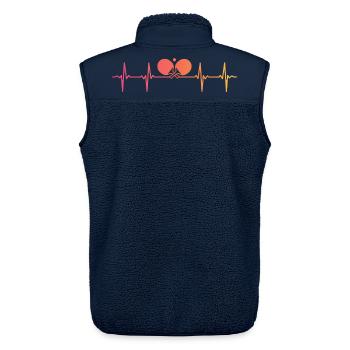 Tischtennistisch mit Sonnenuntergang Herzschlag - Unisex Sherpaweste von Stanley/Stella - Navy - Hinten - AI Model Male 178 light (178cm)
