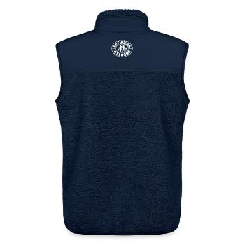 Flüchtlingsbegrüßung – Antifaschistische Merch - Unisex Sherpaweste von Stanley/Stella - Navy - Hinten - AI Model Male 178 light (178cm)