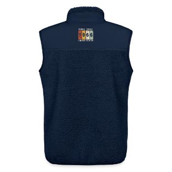 Jubiläum 1966 – 60 Jahre - Unisex Sherpaweste von Stanley/Stella - Navy - Hinten - AI Model Male 178 light (178cm)