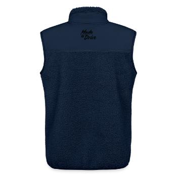Made to Drive – Petrolhead Shirt - Unisex Sherpaweste von Stanley/Stella - Navy - Hinten - AI Model Male 178 light (178cm)