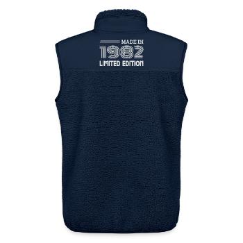 Originales 1982 Vintage 1982 Retro-Jubiläum 1982 - Unisex Sherpaweste von Stanley/Stella - Navy - Hinten - AI Model Male 178 light (178cm)