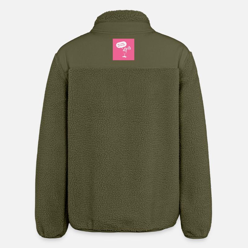 Be a Voice, Not an Echo - Relaxed Fit Unisex Sherpajacke von Stanley/Stella - Khaki