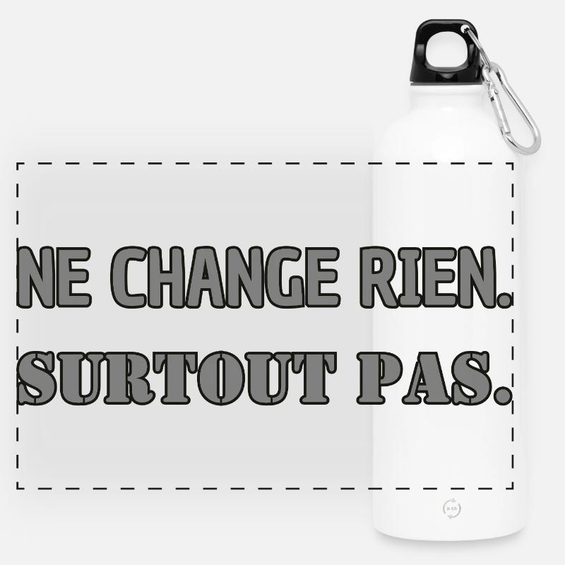 Doesn't change anything. Absolutely not. - Panoramic Drinks Bottle with Carabiner 750 ml - white