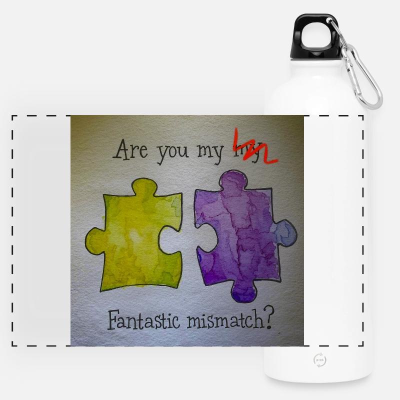 Fantastic mismatch puzzle pieces - Panoramic Drinks Bottle with Carabiner 750 ml - white