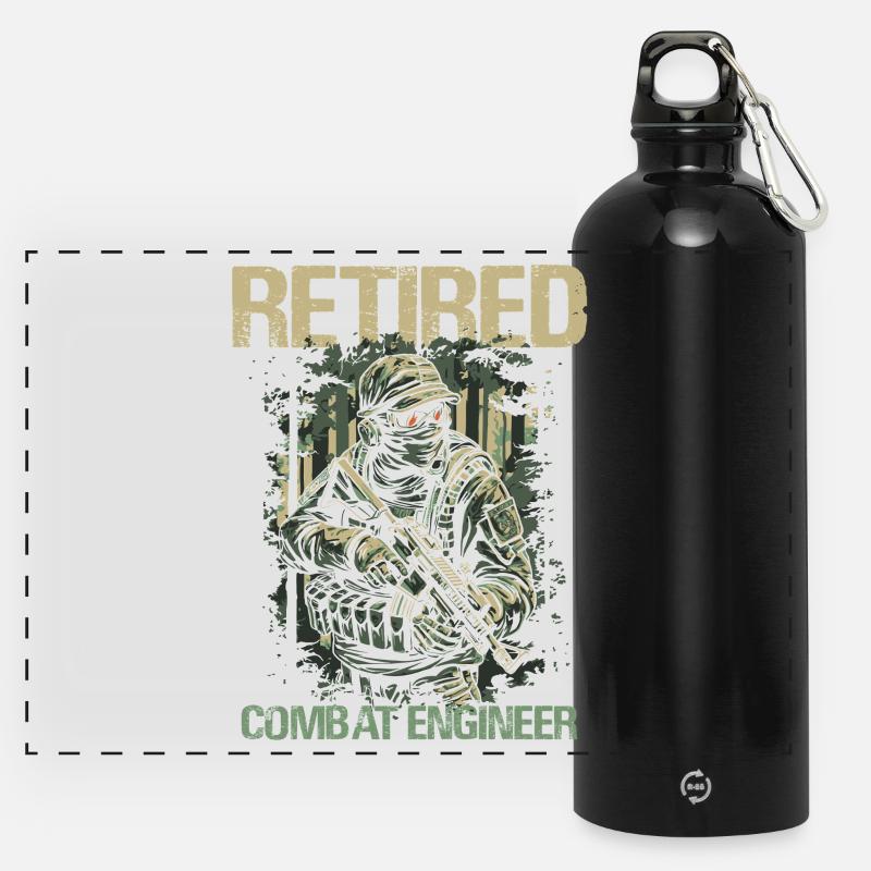 Calm Combat Engineer Illustration - Panoramic Drinks Bottle with Carabiner 750 ml - black