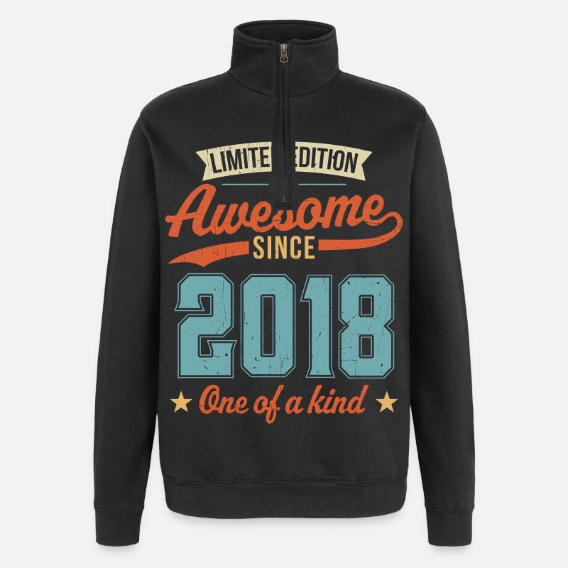 Großartig seit 2018 - Quarter-Zip-Sweatshirt - Schwarz