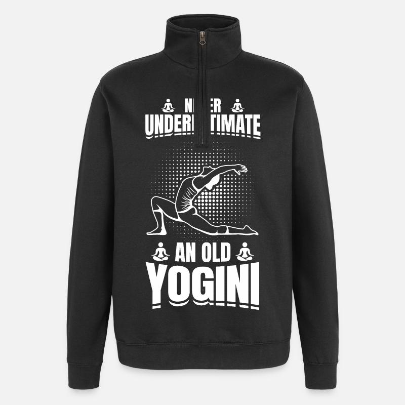 Never underestimate an old yogini - Quarter-Zip Sweatshirt - black