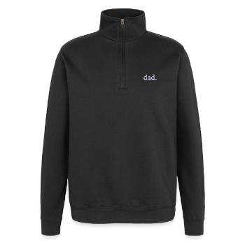 Dad Schriftzug weiß bestickt - Quarter-Zip-Sweatshirt - Schwarz - Vorne - AI Model Female 172 light (172cm) & AI Model Male 178 dark (178cm)
