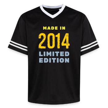 2014 - Unisex Football Style Mesh T-Shirt - Schwarz/Weiß - Vorne - AI Model Female 172 light (172cm) & AI Model Male 185 light (185cm)