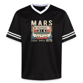 Anniversaire 1976 Mars 1976 né en Mars 1976 - T-shirt de foot unisexe en mesh - noir/blanc - Devant - AI Model Female 172 light (172cm) & AI Model Male 185 light (185cm)
