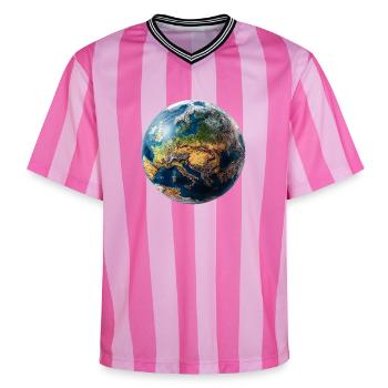 Globus-Design: Europa-Asien Landschaft - Unisex Football Style Mesh T-Shirt - Rosa/Rosa Streifen - Vorne - AI Model Female 172 light (172cm) & AI Model Male 178 dark (178cm)
