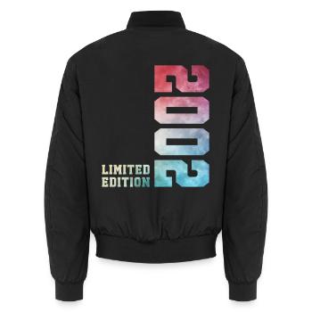 24. Geburtstag Limited Edition 2002 Jahrgang 2002 - Unisex Bomberjacke - Schwarz - Hinten - AI Model Male 185 light (185cm)