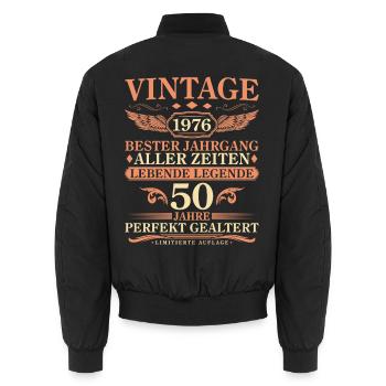 Vintage 1976 Jahrgang geboren - 50. Geburtstag - Unisex Bomberjacke - Schwarz - Hinten - AI Model Male 185 light (185cm)