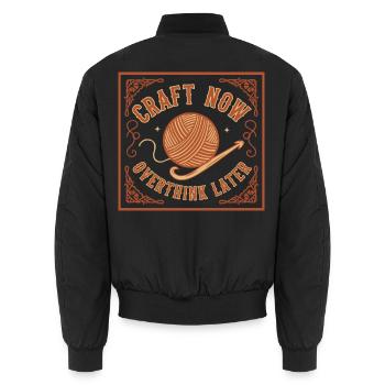 Jetzt zu viel nachdenken – später lustiges Häkelgarn - Unisex Bomberjacke - Schwarz - Hinten - AI Model Male 185 light (185cm)