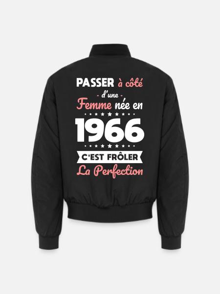 Geboren 1966 – Perfektion nahe - Unisex Bomberjacke - Schwarz