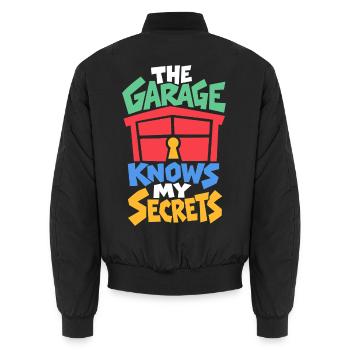 Garage Geheimnisse – The Garage Knows My Secrets - Unisex Bomberjacke - Schwarz - Hinten - AI Model Male 185 light (185cm)