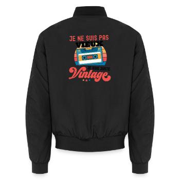 Je ne suis pas Vintage Cassette - Bomber unisexe - noir - Dos - AI Model Male 185 light (185cm)